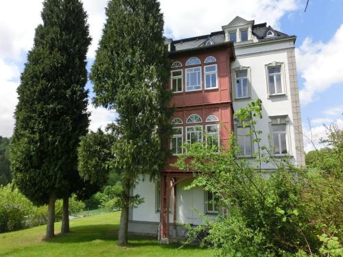 Grunhainichen Villa | Elegant Villa in Borstendorf, cleaning included