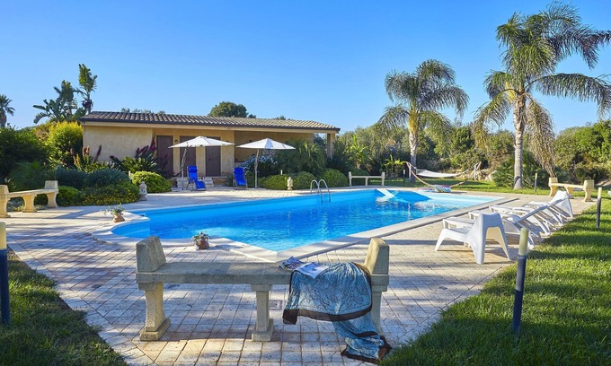 Castelvetrano House | Elegant Villa, Selinunte Oasis