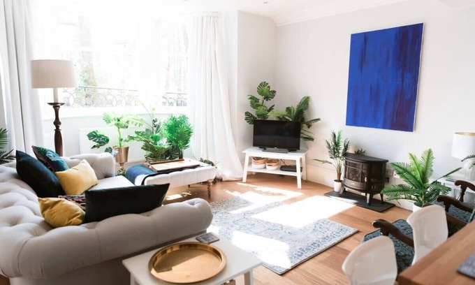 North West Apartment | Elegant West End Flat in Glasgow