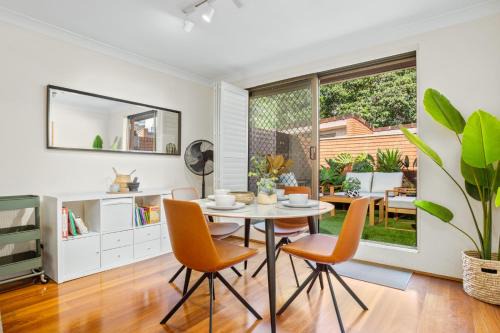 Chippendale Apartment | Elegantly Modern 2-Bed In The Heart of Chippendale