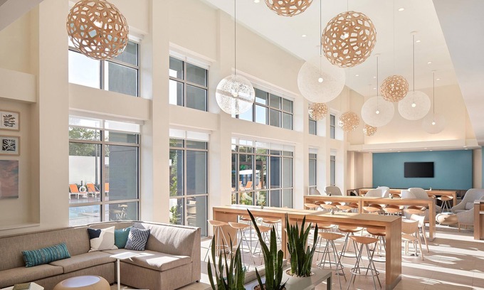 Williamsburg Hotel | Element Orlando International Drive