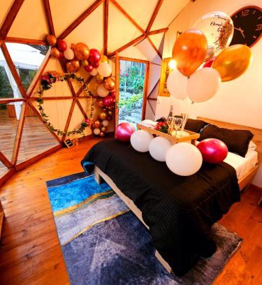 Cachipay Other | Elementium Glamping