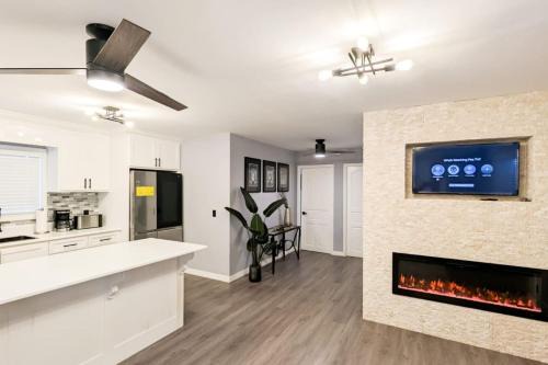 Santa Elena House | Elenas Modern 2BR Comfy Home