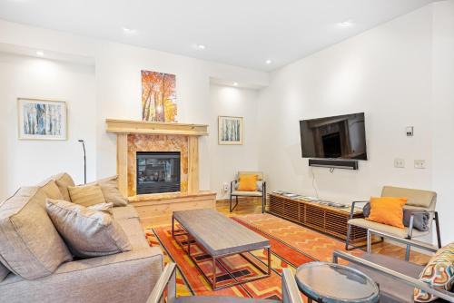 Big Sky House | Elevation 6000 Condo Unit 99-1