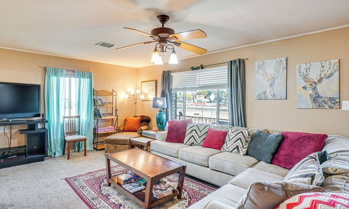 Elfrida House | Elfrida Home w/Yard & Fire Pit: 14 Mi to Wineries