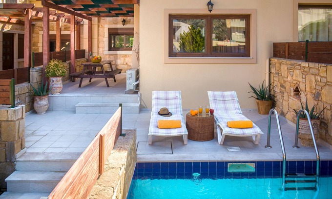 Palaiokastro Villa | Elia 6,cozy two-level maisonette,private pool,close to Heraklion