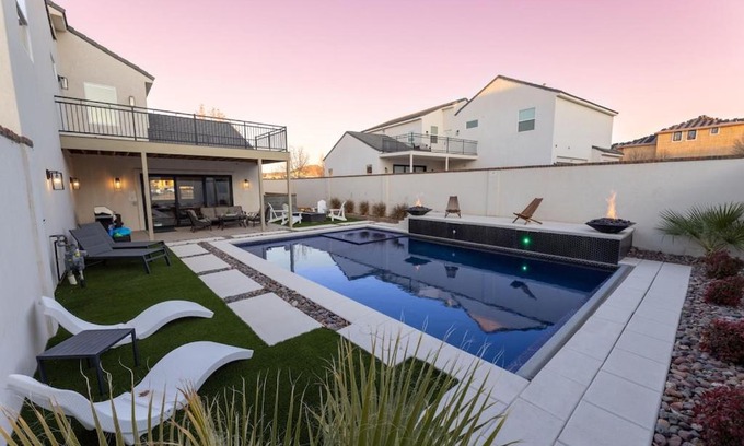 Hurricane House | Elim Valley Resort 4307 Black Rock at Sand Hollow Private Pool & Hot Tub