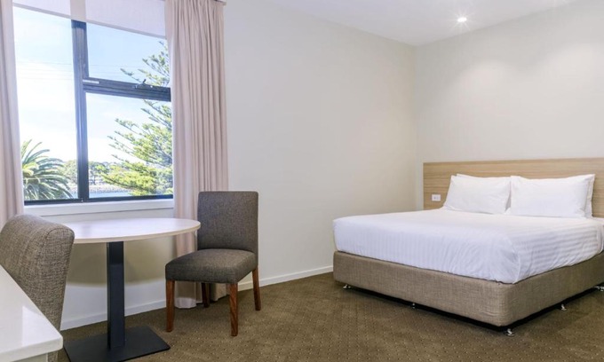 Devonport Hotel | Elimatta Hotel