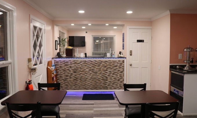 Central Village Hotel | Elite Inn