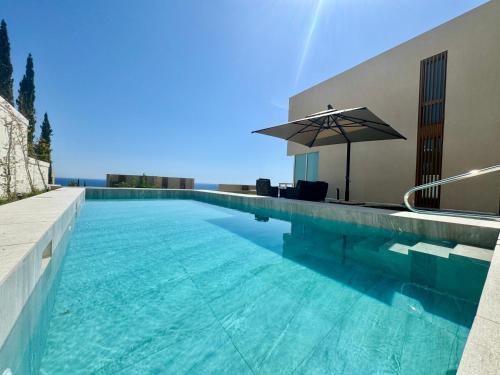 Jala Villa | Elite Vila with Pool, Green Coast