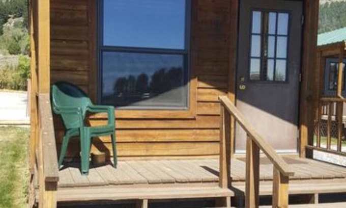West Yellowstone Cabin | Elk Haven Camping (Cabin 12)