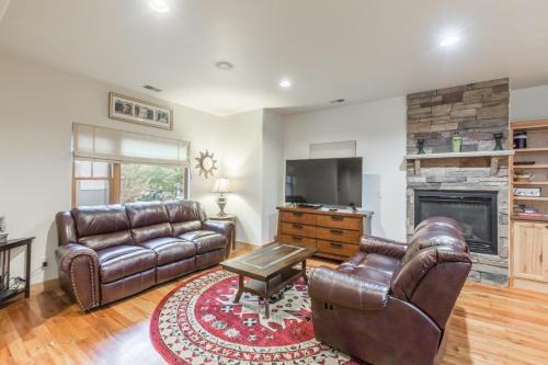 Ouray House | Elkhorn Townhome 1911