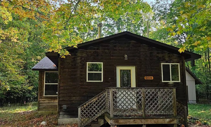 Powell House | Ellis' Corner Cabin