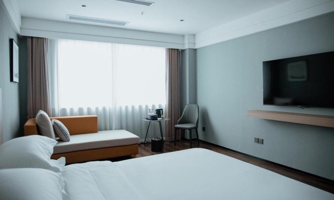 Yingzhou District Hotel | Elong Me Hotel Fuyang Wanda Plaza South Bus Station