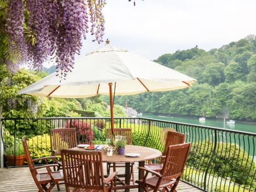 Newton Ferrers House | Elphinstone