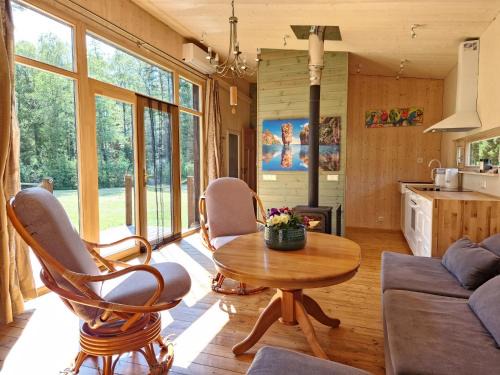 Kuusalu Parish House | Elulille maja mere läheduses Lahemaa rüpes