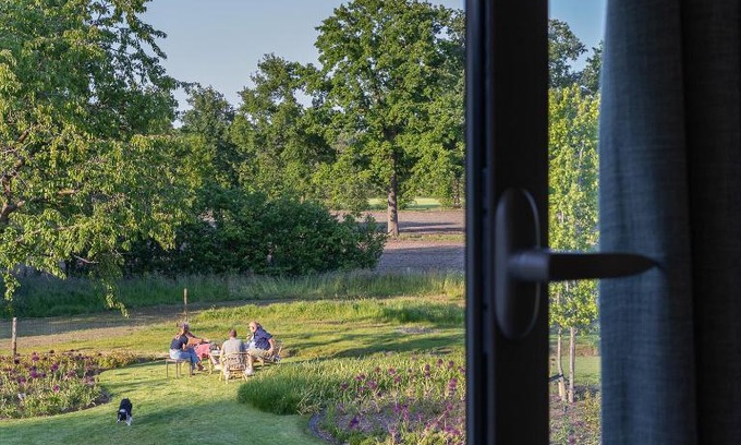 Mol Bed & Breakfast | Elvier B&B