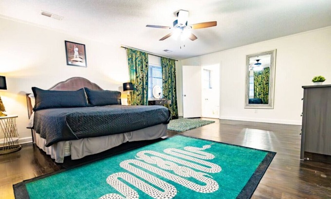 Whitehaven House | Elvis' lovely home near Graceland
