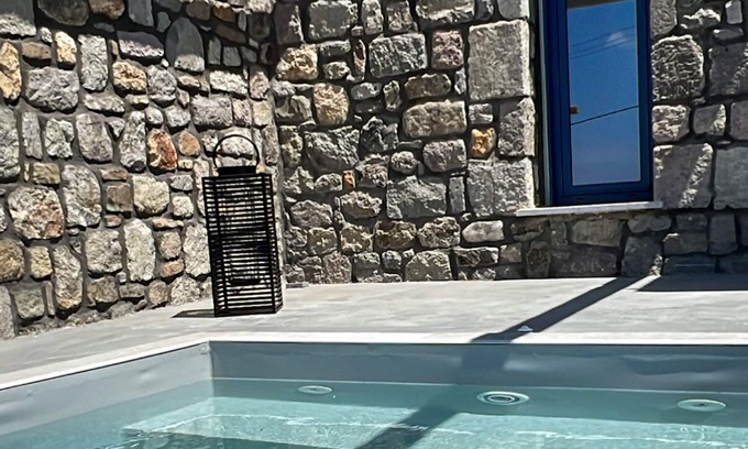 Myrina Villa | Elysian Exclusive Stone Villas / Exclusive Jacuzzi