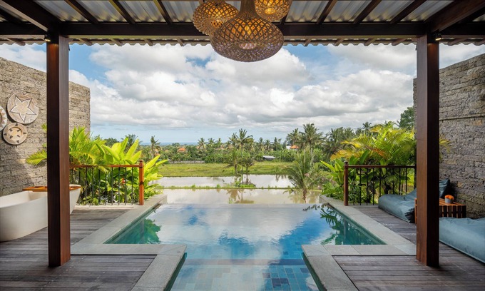 Pejeng Hotel | Emana Akatara