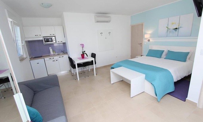 Rovinj Apartment | EMANUEL Studio with Balcony 4