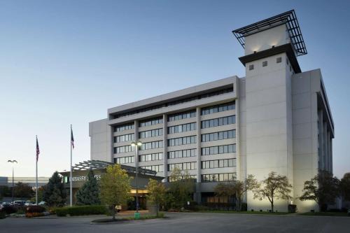 Northern Woods Hotel | Embassy Suites by Hilton Columbus
