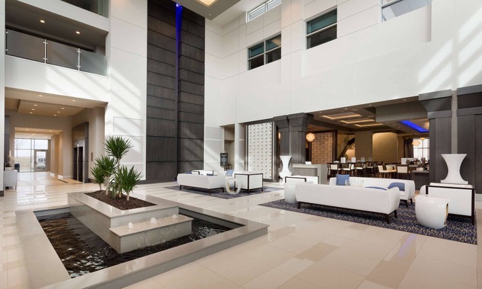 Olathe Hotel | Embassy Suites by Hilton Kansas City Olathe