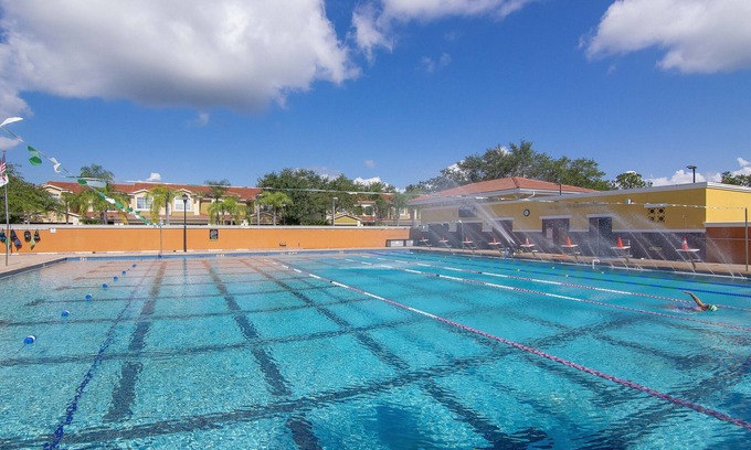 Carrollwood Resort | Emerald Greens Hotel Condo Resort