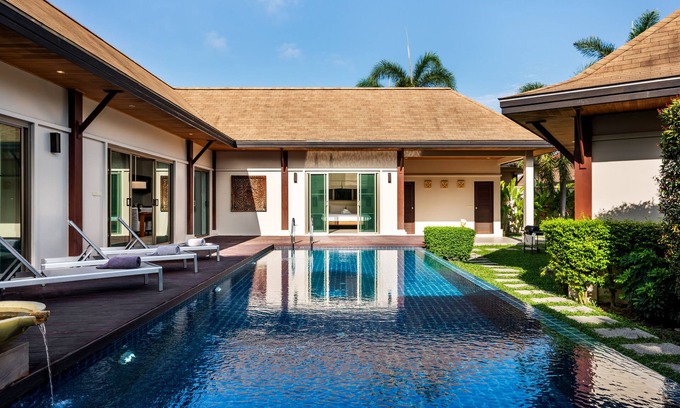 Rawai House | Emerald Pool Villa