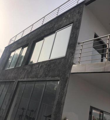 Ibadan Apartment | EmeraldSuites Timilehin Court Alalubosa GRA