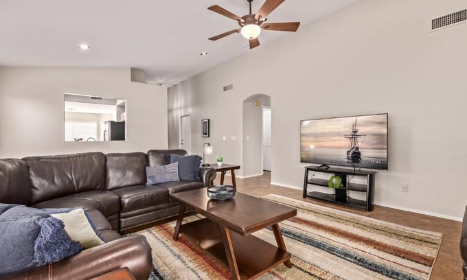 Peoria House | Emile Zola Peoria home