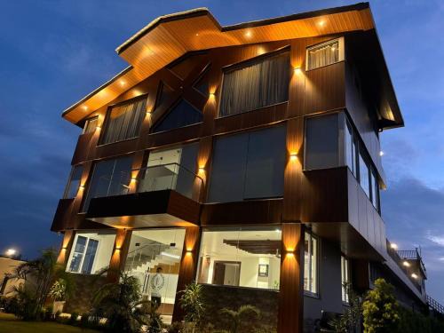 Dhela Hotel | Eminence The Corbett