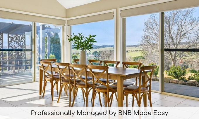 Windera House | Emma's Lane - Large Entertaining Home, Sleeps 8