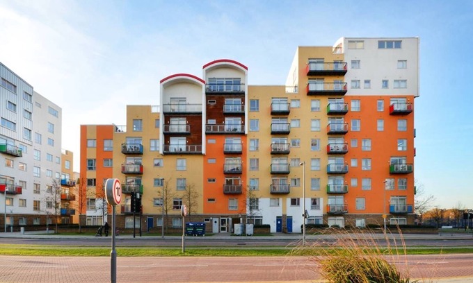 Peninsula Apartment | Empire Apartment 02 North Grenwich London