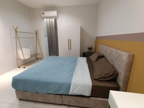 Kuching House | Empire Citystay at Moyan-4Queen