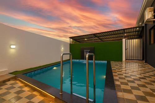 Lonavala Villa | EMPYREAN STAY ll 3BHK ll JAGUAR VILLA ll AC ll PVT POOL ll LUXURY
