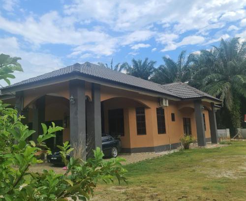 Kampung Changkat Sedonan House | Enalys Homestay untuk orang islam sahaja