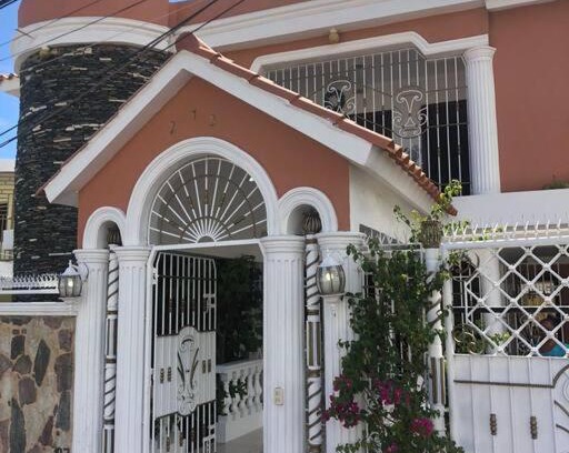 Casa de Campo House | Encantadora casa en la ciudad!