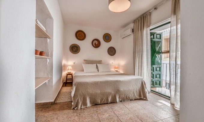Canillas de Aceituno Bed & Breakfast | Encanto Guesthouse