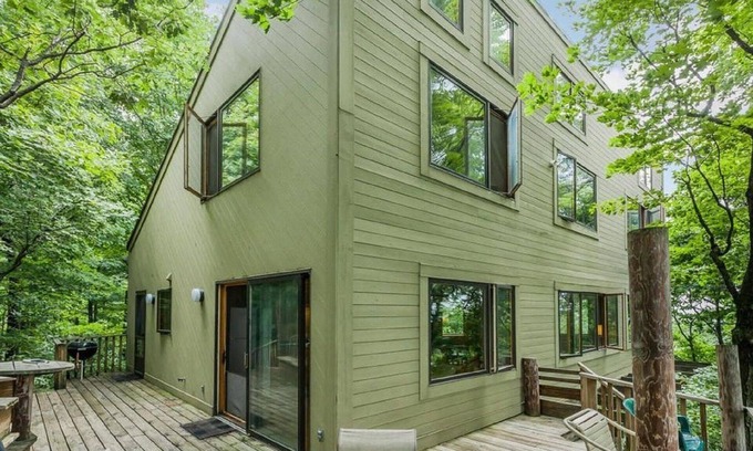 West Olive House | Enchanted Treehouse On Lake Michigan - Near Grand Haven and Holland