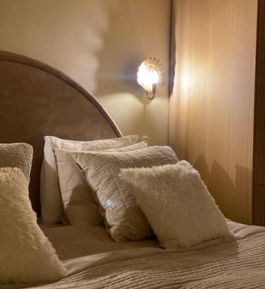 Kallio Apartment | Enchanting 1BR w/King Bed in Unbeatable Location