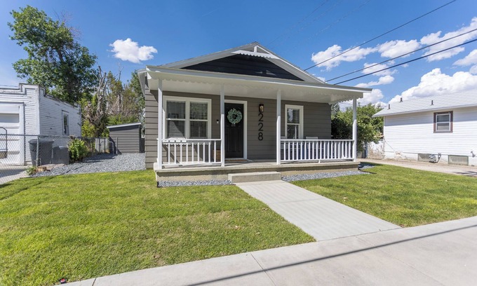Casper House | Enchanting 2-bedroom house with AC in charming Casper