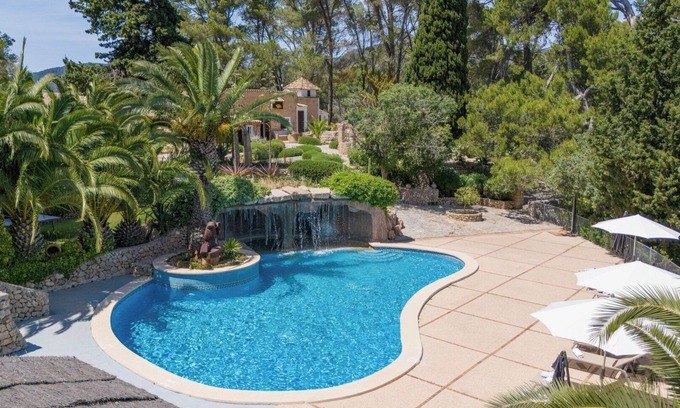 Esporles House | Enchanting 7-bedroom estate in Esporlas with AC, WiFi