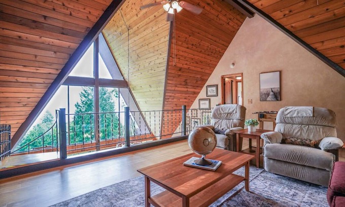 Poulsbo House | Enchanting Bavarian Cabin Retreat, Pet-Friendly
