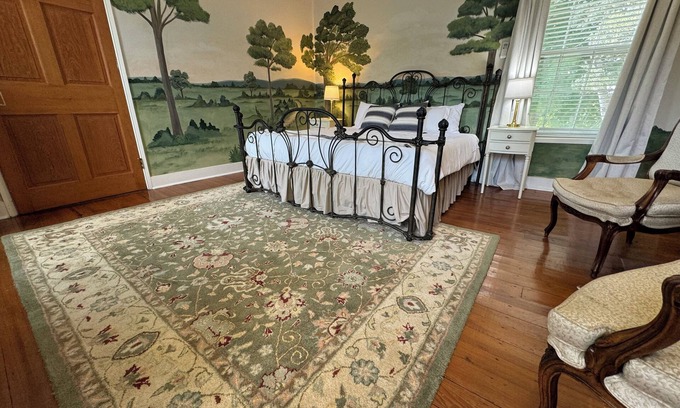 Ijamsville Other | Enchanting Farmhouse Retreat with Infrared SaunanHuge Fire Pit Gourmet Kitchen