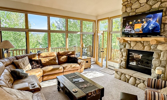 Fraser House | Enchanting mountain oasis with hot tub, fireplaces, deck, & views