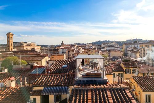 Santa Maria Novella Apartment | ENCHANTING PENTHOUSE with a breathtaking 360 degrees Panoramic View in the Heart of Florence