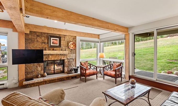 Snowmass Village Condo | Enclave 102 | Snowmass Ski-In/Ski-Out Condo w/Shared Pool/Hot Tub