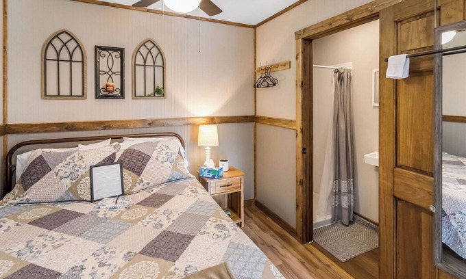 Moravian Falls Cabin | Encounter the Glory Cabin 2 in the heart of Moravian Falls, NC