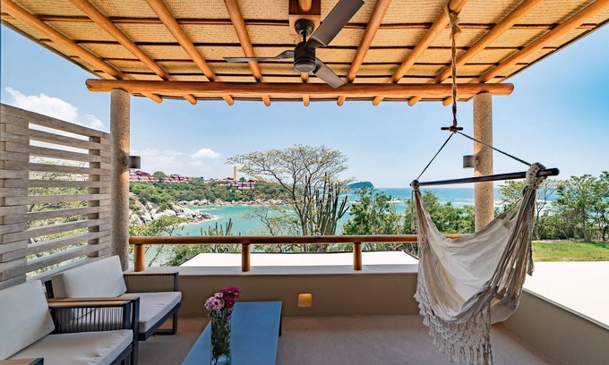 Santa Maria Huatulco Condo | Endless Ocean Views and Direct Beach Access